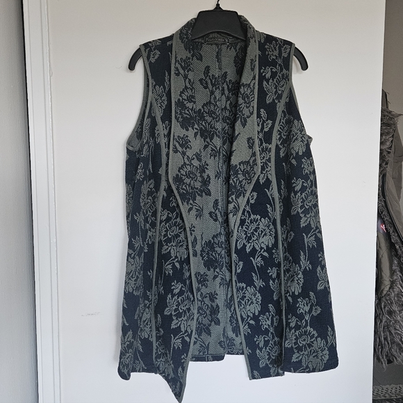 cut loose Jackets & Blazers - Vintage Floral Patterned Sleeveless Vest Sage Green Blue